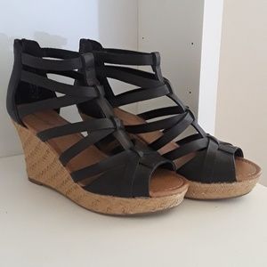 Wedge sandals
